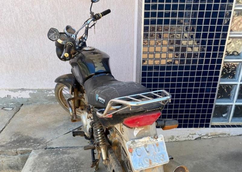 Veiculo é apreendido com sinais de adulteração em Botuporã