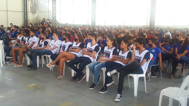 Palestra em combate ao trabalho infantil é ministrada na Escola Professora Maria Sônia e Sá Teles em Brumado