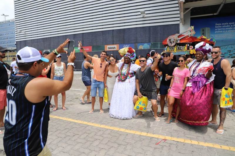 Carnaval 2024 tem marca histórica de 3 milhões de turistas; receita foi de R$ 6,6 bilhões