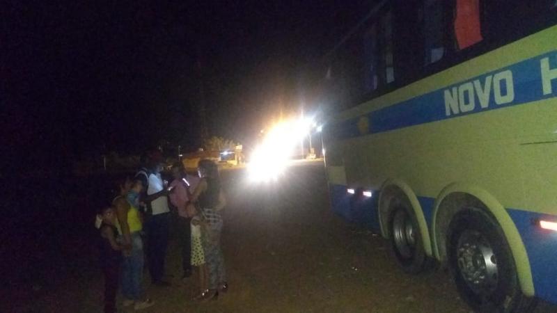 Passageiros relatam transtornos e descaso após ônibus da Novo Horizonte apresentar vários problemas mecânicos