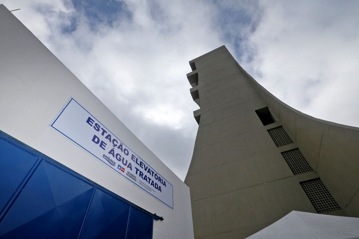 Rui inaugura obras de saneamento e abastecimento de água em Feira de Santana, beneficiando 100 mil moradores