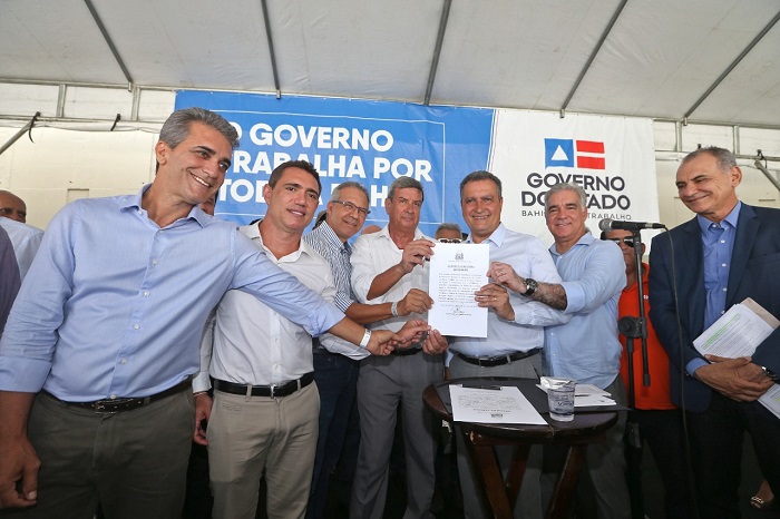 Rui inaugura obras de saneamento e abastecimento de água em Feira de Santana, beneficiando 100 mil moradores