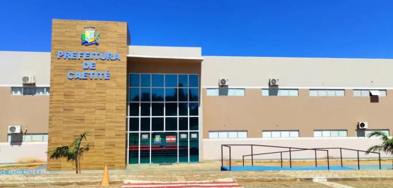 Vereadores denunciam negociação de cargos e favores dentro da Prefeitura de Caetité