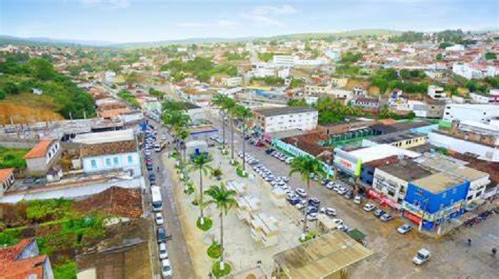 Homem é preso suspeito de trocar mensagens pornográficas com criança em Jaguaquara