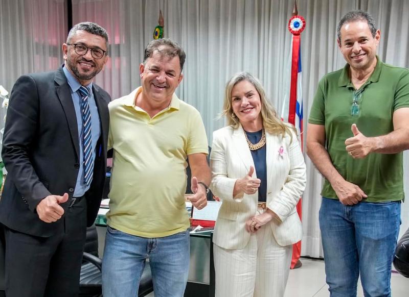 prefeito de Rio do Antônio Leva Demandas  à ALBA, Recebendo Apoio da Presidente Ivana Bastos