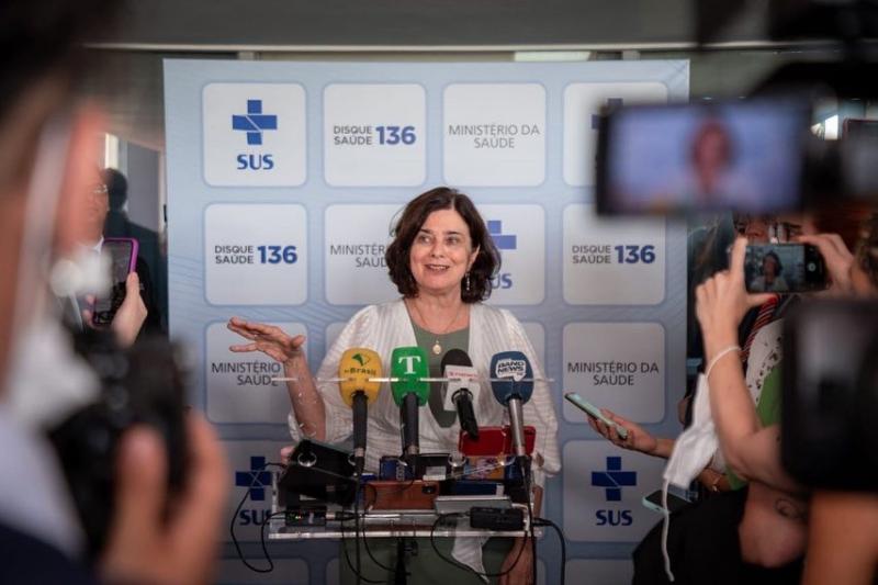 Ministra da Saúde revogará portarias da gestão de Jair Bolsonaro