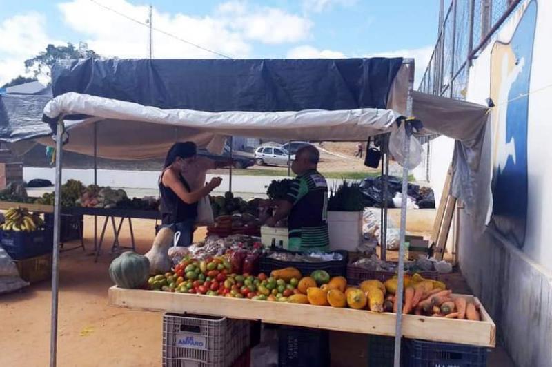 Prefeitura de Guajeru faz adequação da feira livre visando o combate à Covid-19