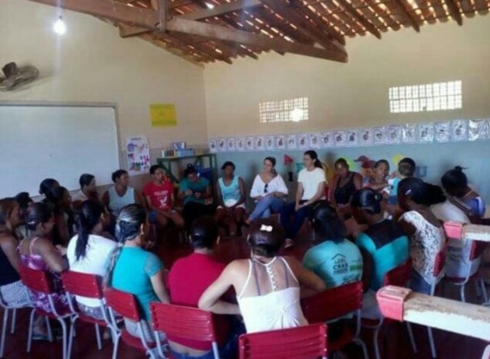 CRAS Sá Doninha de Aracatu realiza campanha em defesa da mulher