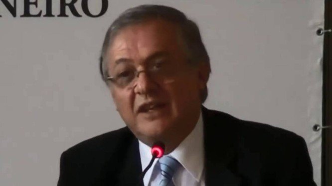 Ninguém vai impedir Bolsonaro de ver o Enem antes, diz futuro ministro da Educação
