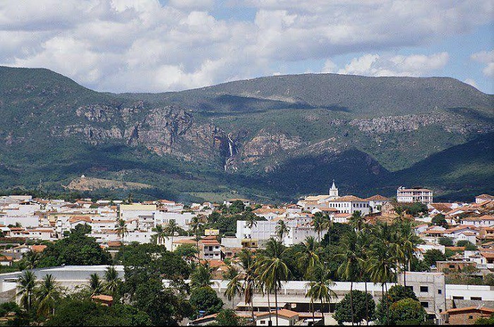 Ciclista de 51 anos morre após ser atingido por caminhão em rodovia de Livramento