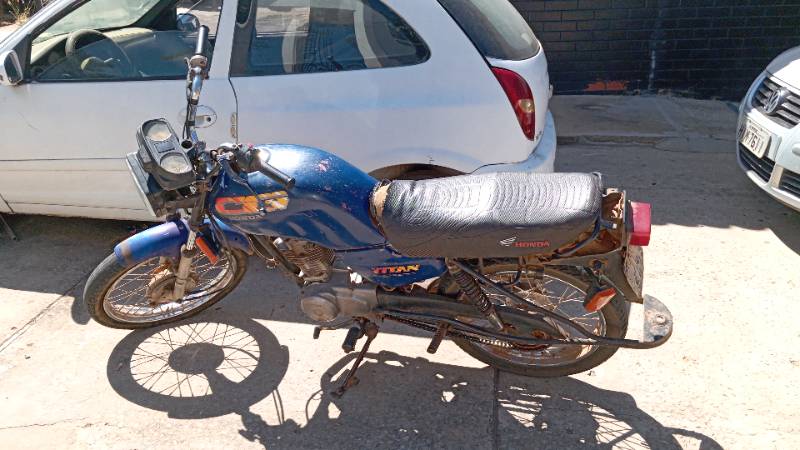 Polícia Militar recupera motocicleta furtada em Brumado