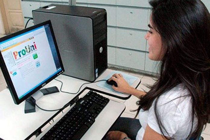 Prouni 2019 abre inscrições para número recorde de bolsas de estudos