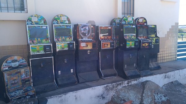 Ação da Cipe Sudoeste apreende máquinas caça-níqueis em Guanambi