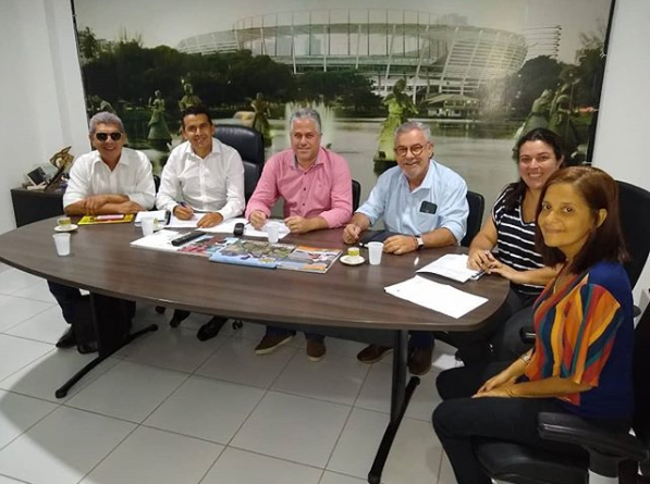 Na SUDESB prefeito de Guajeru acompanha convênio da emenda do Deputado Federal Waldenor Pereira e do Deputado Estadual Zé Raimundo para a construção da Quadra Poliesportiva na Comunidade de Tanque Novo.