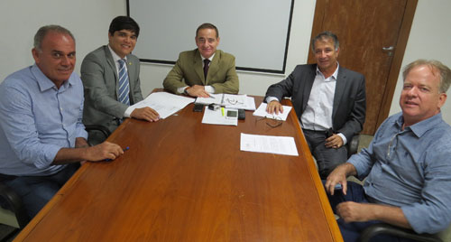 Esgotamento Sanitário e Segunda Etapa de Cristalândia são prioridades para Rui Costa, garantem Vitor Bonfim e Aguiberto