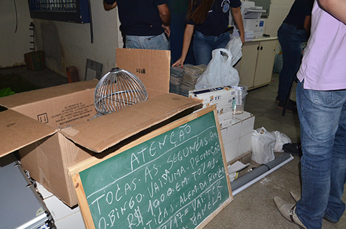 Polícia fecha bingo clandestino que funcionava em Bar na Avenida Mestre Eufrásio em Brumado; veja o vídeo