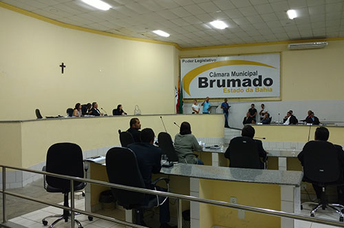 Petição para redução de salário de vereadores em Brumado é publicada