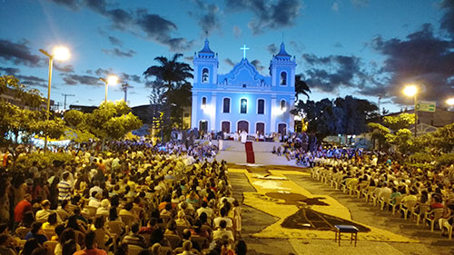 Milhares de fiéis participaram da celebração de Corpus Christi em Brumado