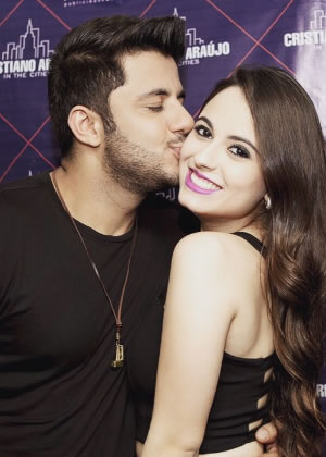 Cristiano Araújo sofre acidente de carro e está em estado grave