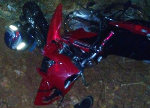 Um pessoa morre e outra fica ferida na BA - 611 próximo ao distrito de Brejinhos das Ametistas / Caetité