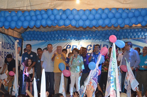 Eleições 2016: Alessandro Lôbo realiza caminhada e comício no Bairro Baraúnas