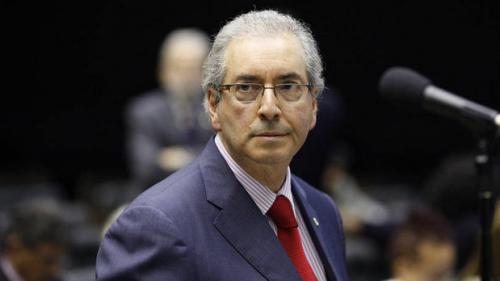 Parlamentares apostam em quórum de mais de 400 deputados e cassação de Cunha
