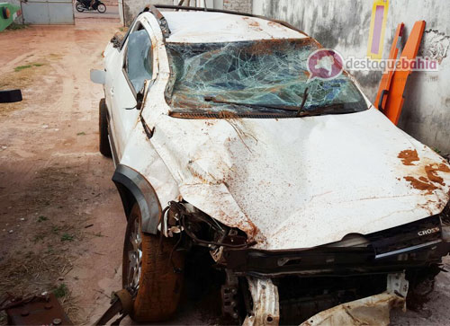 Empresário barrestivense sofre grave acidente na BA – 142; veículo ficou destruído