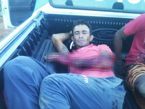 Bandidos roubam posto em Livramento, mas são perseguidos e presos em Brumado; um deles foi baleado
