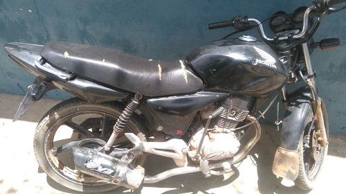 Moto sem placa e com chassi 'pinado' é apreendida em Ituaçu