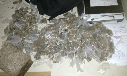 Polícia estoura boca de fumo no Ibirapuera; mais de 10 mil pedras de crack apreendidas