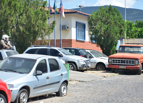 Leilão de veículos apreendidos será realizado em Brumado