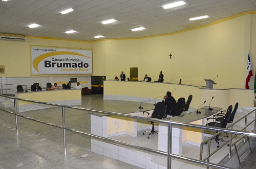 Por falta de quórum sessão da câmara de vereadores de Brumado é suspensa