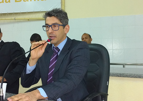 Brumado: vereador Dudu Vasconcelos (PSDB) solicita 120 dias de afastamento do cargo