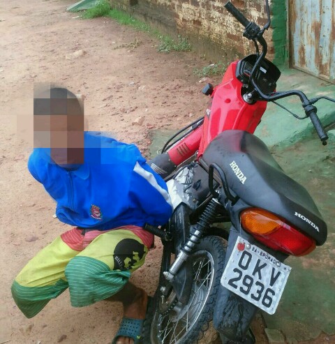 Polícia recupera moto roubada; autor foi preso