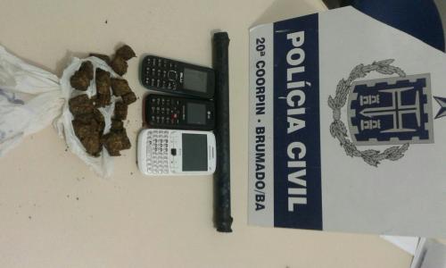 Polícia Civil impede fuga e apreende drogas e celulares na carceragem da delegacia de Brumado