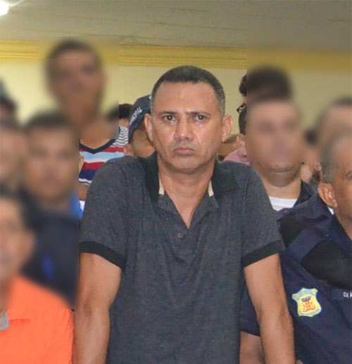 Os tiranos como caçadores de direitos: Nota à sociedade brumadense