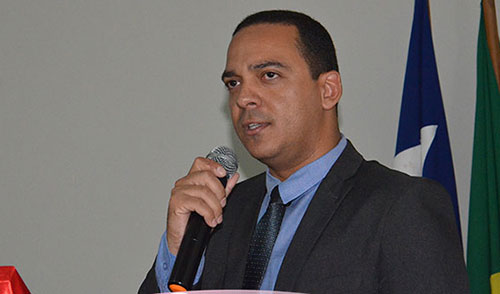 Dr. Peterson Junqueira permanece à frente da assessoria jurídica da Câmara de Guajeru