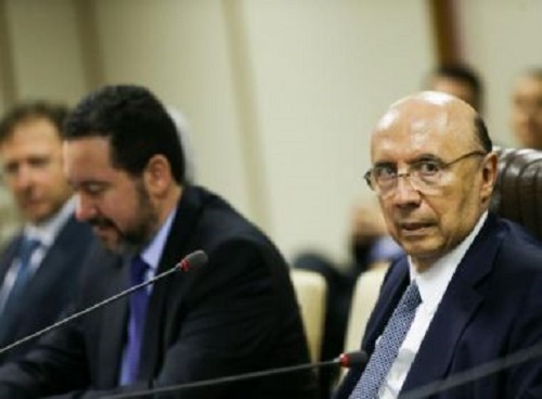 Para o carnaval, OMS sugere vacina contra febre amarela a turistas