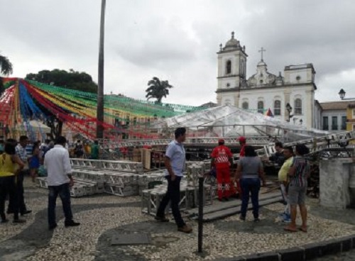 MPT-BA investiga desabamento de palco no Pelourinho e responsáveis por acidente