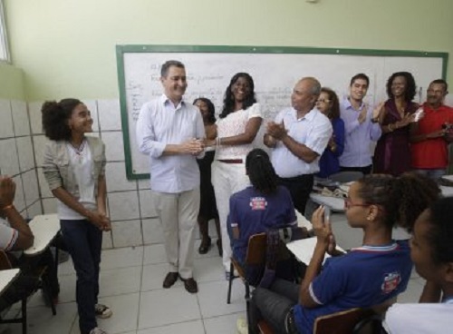 Homem sequestra avião no Egito e desvia voo para o Chipre