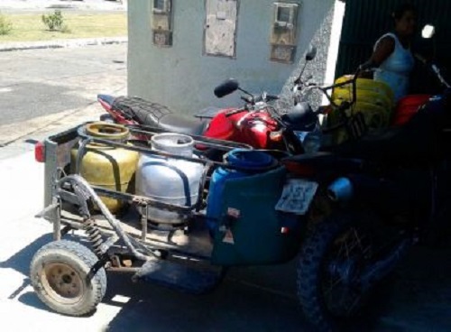 LEM: Doze são presos e 68 botijões apreendidos em ação de combate à venda ilegal de gás