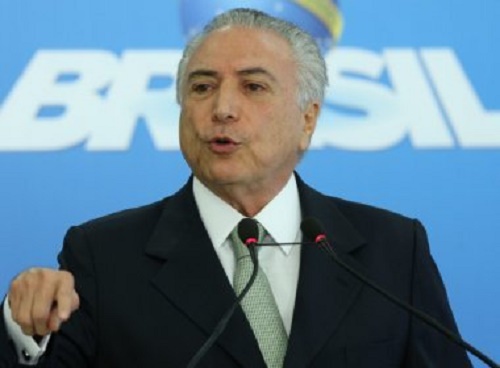 Temer se irrita com oposição e diz que não é 'idiota' para retirar direitos trabalhistas