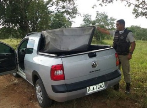 Dois corpos são encontrados em carroceria de veículo em Feira de Santana