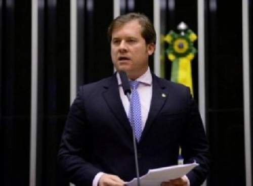 Réu no STF, Marx Beltrão é empossado ministro do Turismo nesta quarta