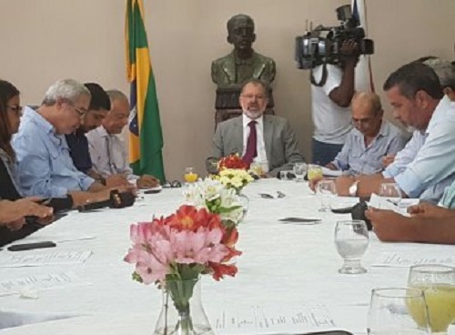 Aumento de gastos da gestão interina de Temer começa a preocupar mercado financeiro