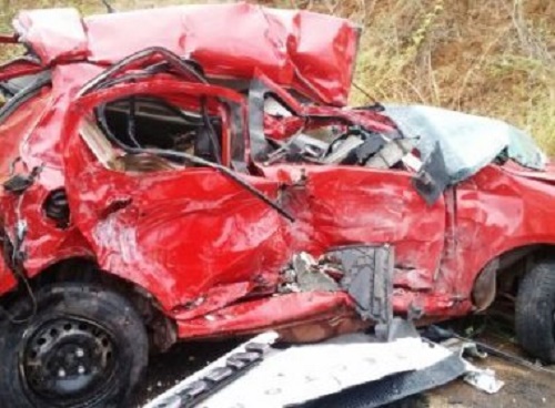 Mulher morre em acidente ao voltar de velório do filho no interior da Bahia