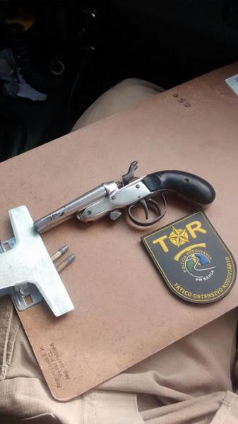 Homem é detido por porte ilegal de arma de fogo em Caetité