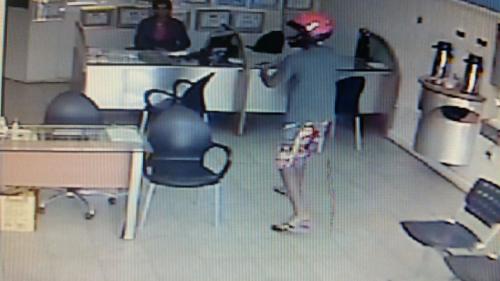 Armado com revólver bandido assalta empresa em Brumado