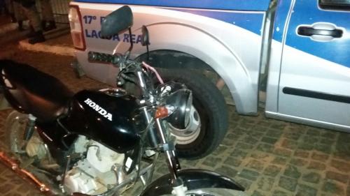 Policia Militar recupera veiculo furtado e prende suspeito