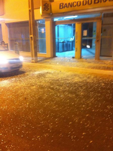 Bandidos fortemente armados causam terror em Caetité durante a madrugada